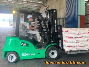 Xe nâng điện lithium