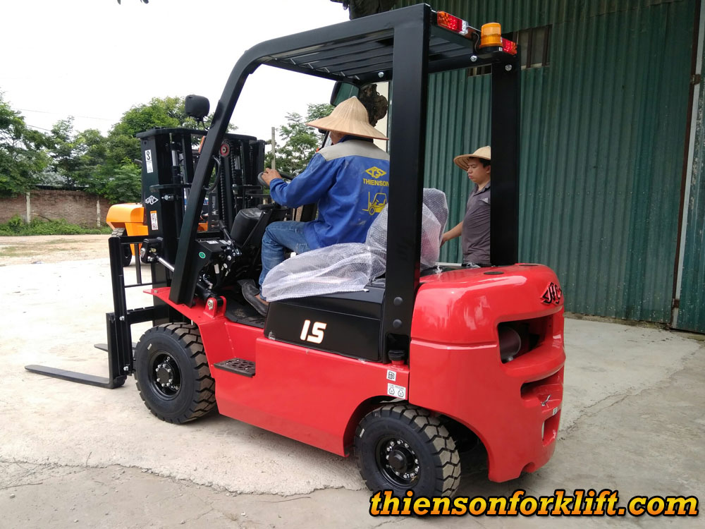 xe nâng dầu 1.5 tấn dòng A Hangcha
