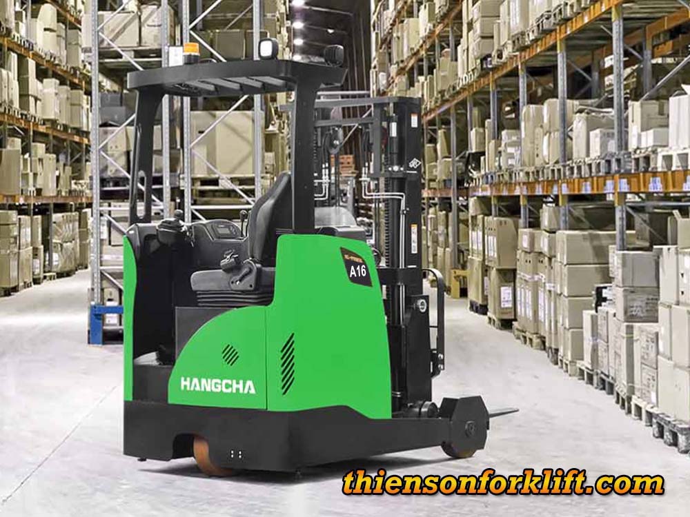Xe nâng điện ngành Logistics