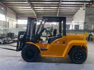 Xe nâng nào phù hợp ngành thép?