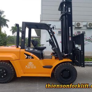 Xe nâng dầu 7 tấn