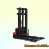 Xe nâng tay điện cao 1.5 tấn dắt lái, tiện dụng cho nhà kho