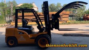 Xe nâng nào phù hợp ngành gỗ ?