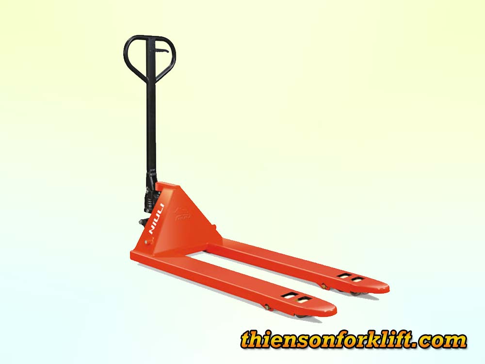 xe nâng tay cơ 3 tấn